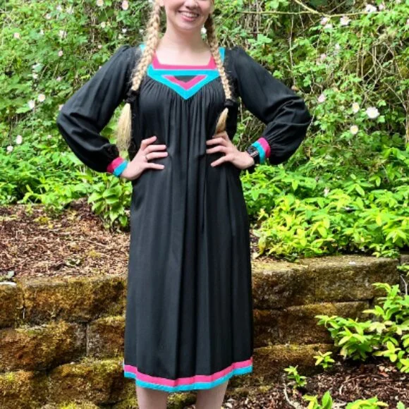 dress midi a line Minimalist Kaftan Dress – The Assembly Line – Cross & Woods